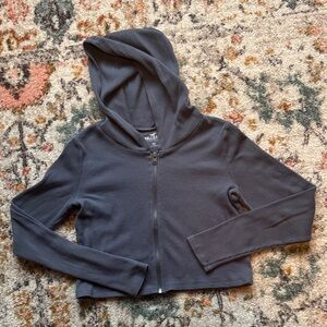 Hollister Charcoal Waffle Slight Cropped Hoodie Size M